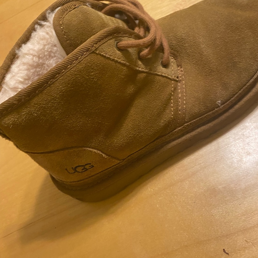 Size five uggs